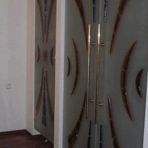 Glass doors in Lebanon